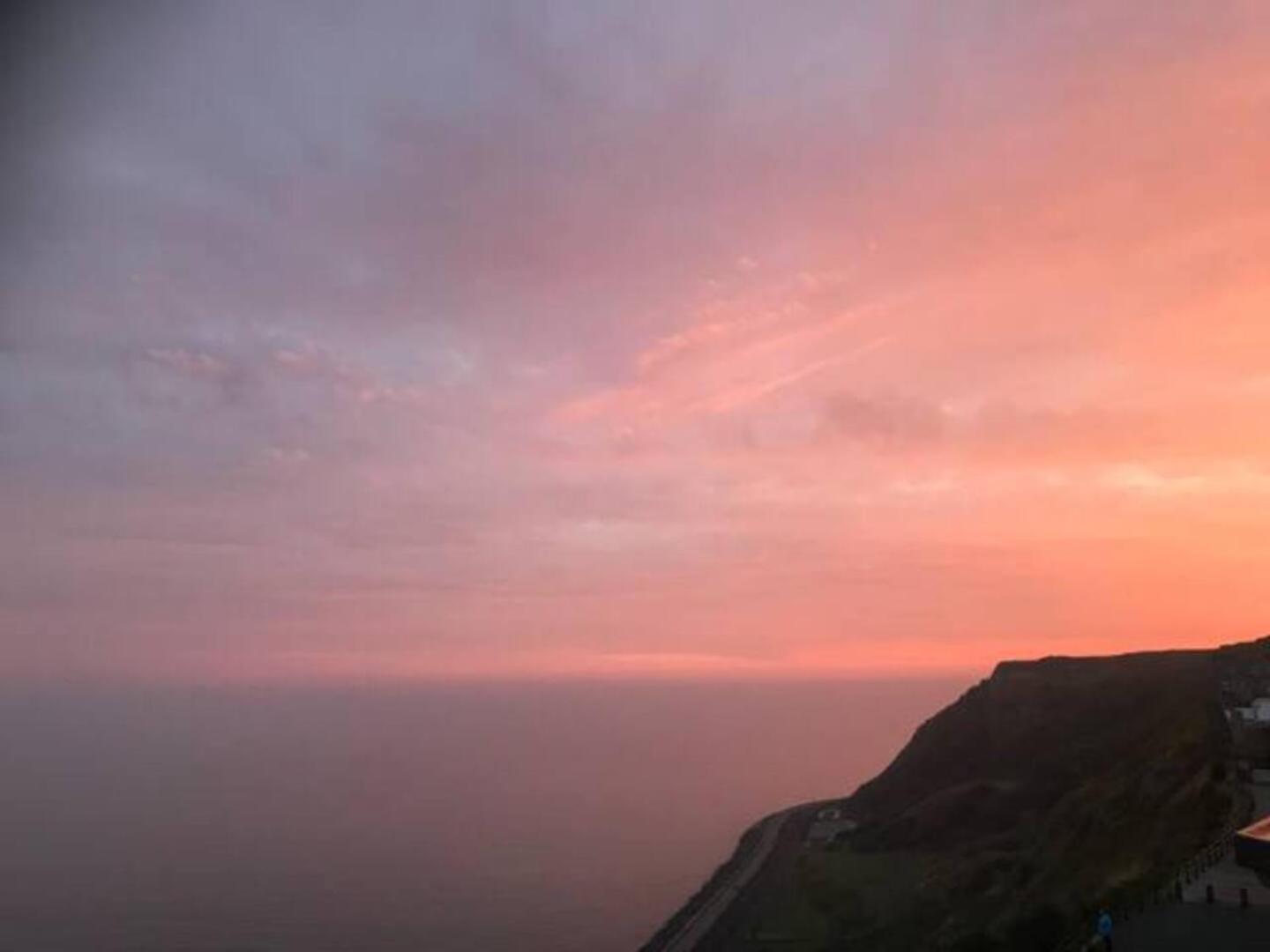 Denelea - Stunning Sea Views! Scarborough Exteriör bild