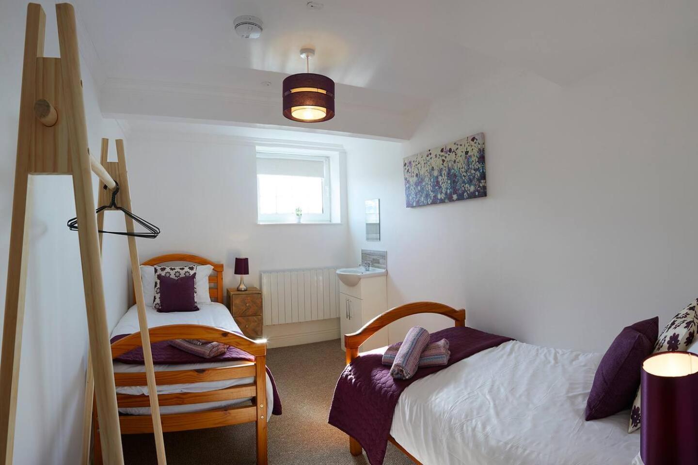 Denelea - Stunning Sea Views! Scarborough Exteriör bild